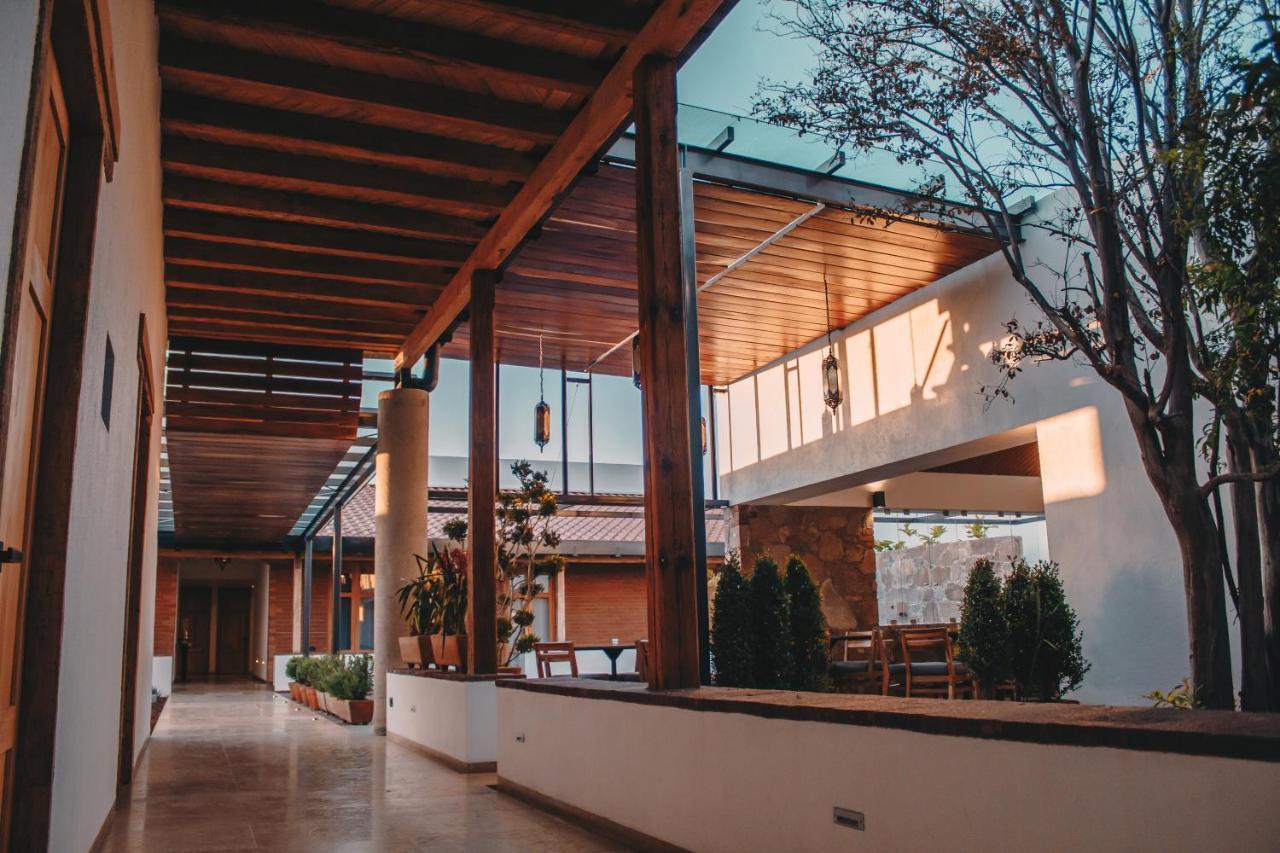 Hotel Casa Iturbe Ситакуаро Экстерьер фото