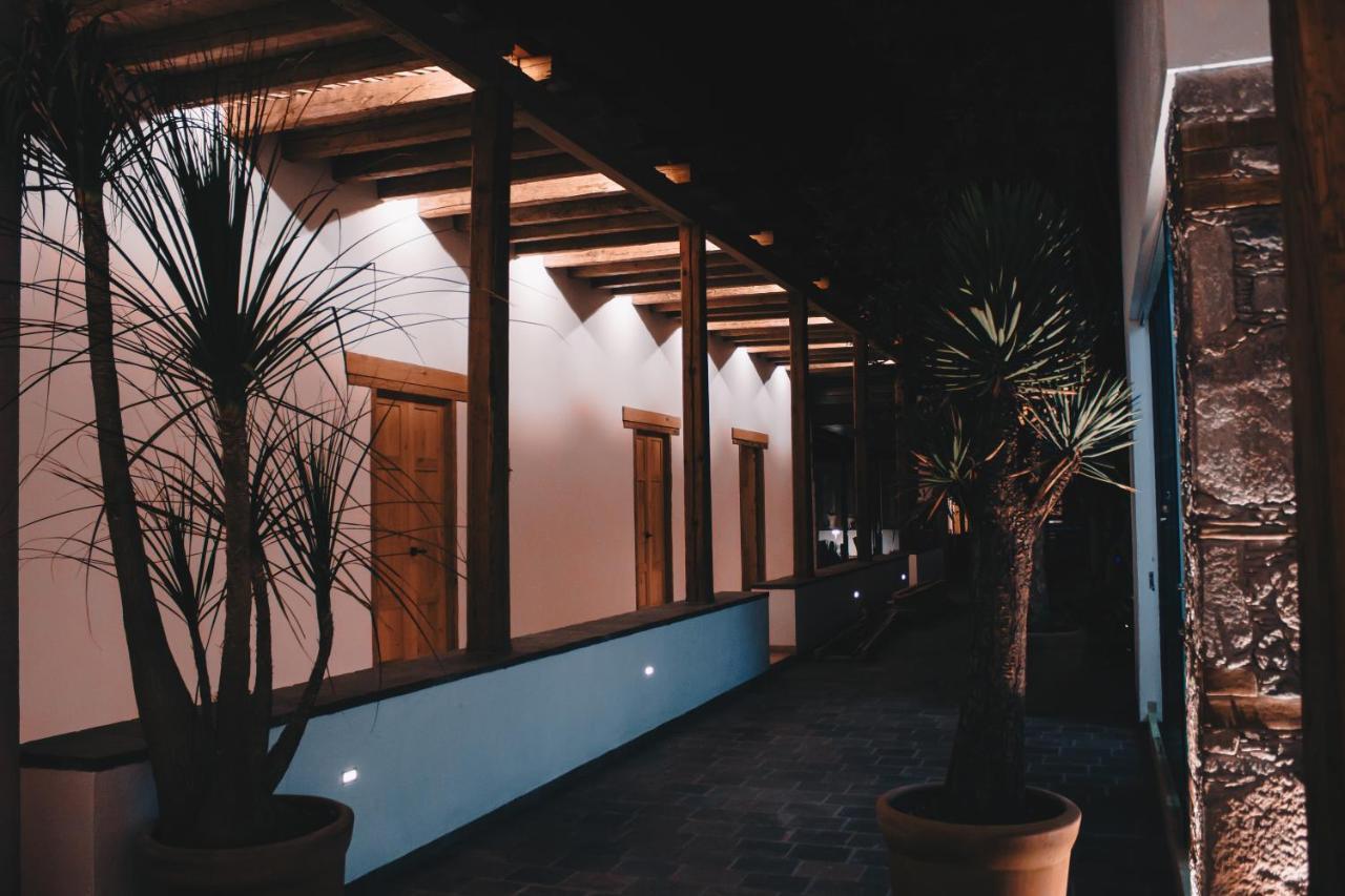 Hotel Casa Iturbe Ситакуаро Экстерьер фото