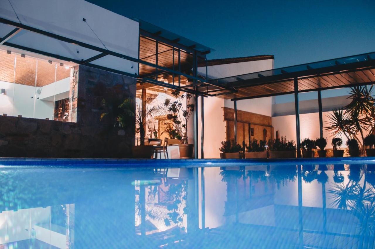 Hotel Casa Iturbe Ситакуаро Экстерьер фото