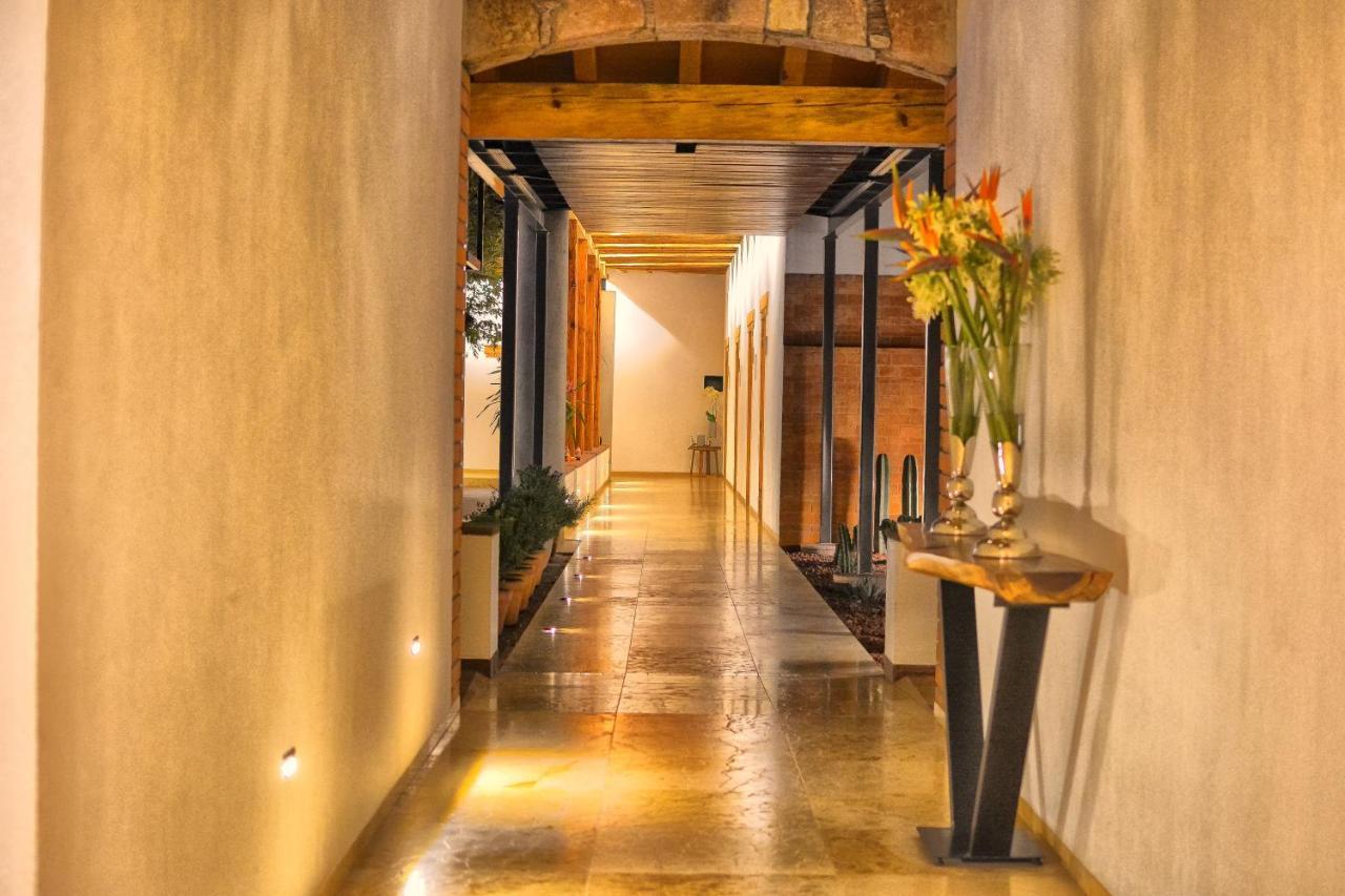 Hotel Casa Iturbe Ситакуаро Экстерьер фото