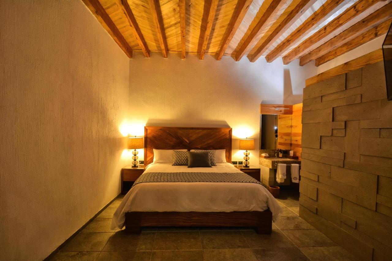 Hotel Casa Iturbe Ситакуаро Экстерьер фото