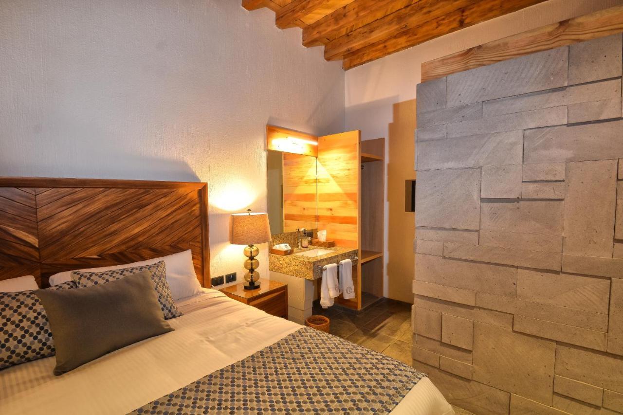 Hotel Casa Iturbe Ситакуаро Экстерьер фото